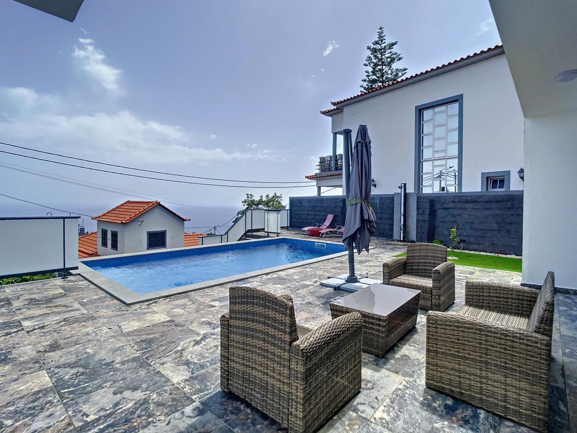 Casa Teixeira By Atlantic Holiday Estreito Da Calheta Exterior photo