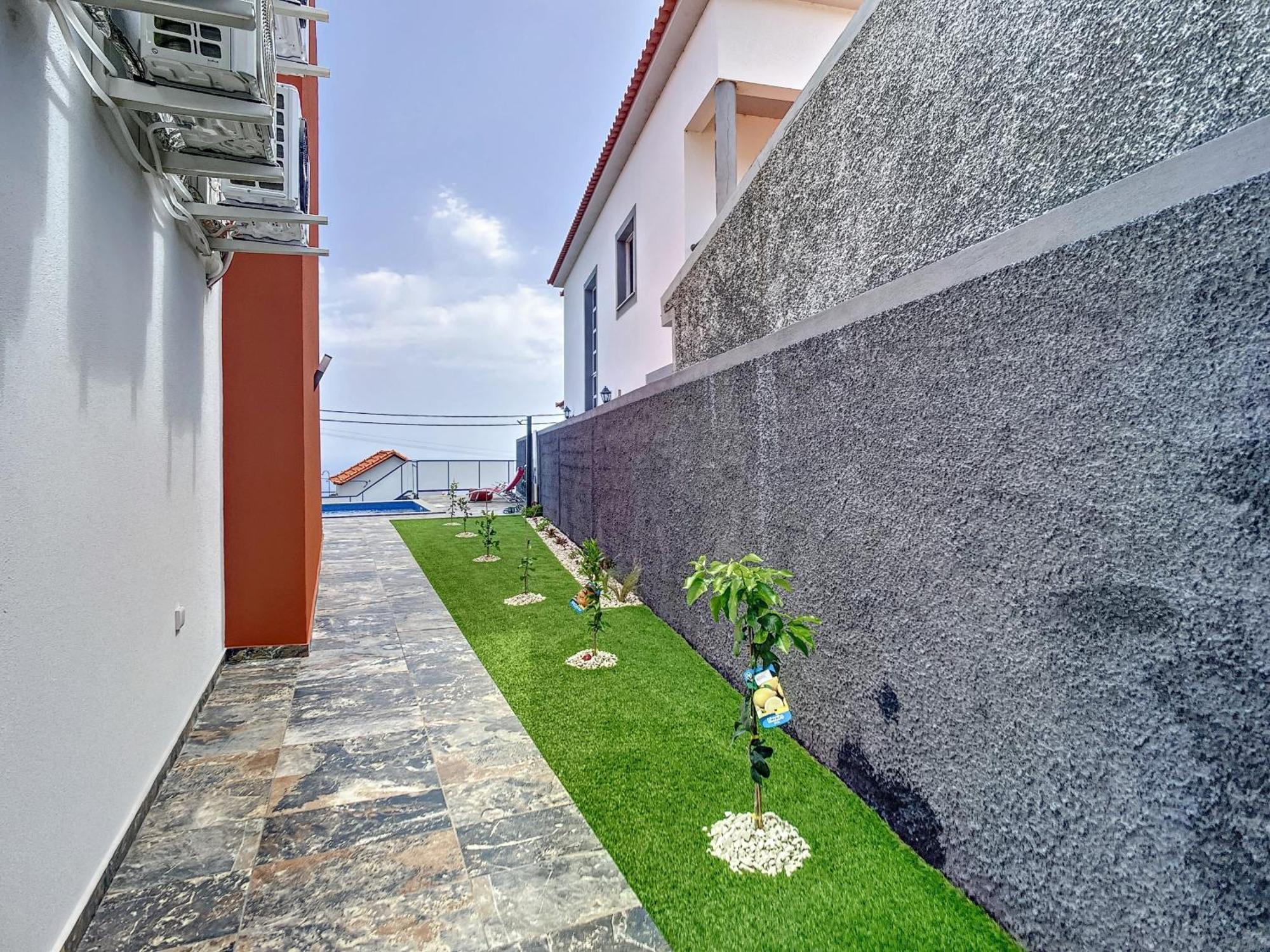 Casa Teixeira By Atlantic Holiday Estreito Da Calheta Exterior photo
